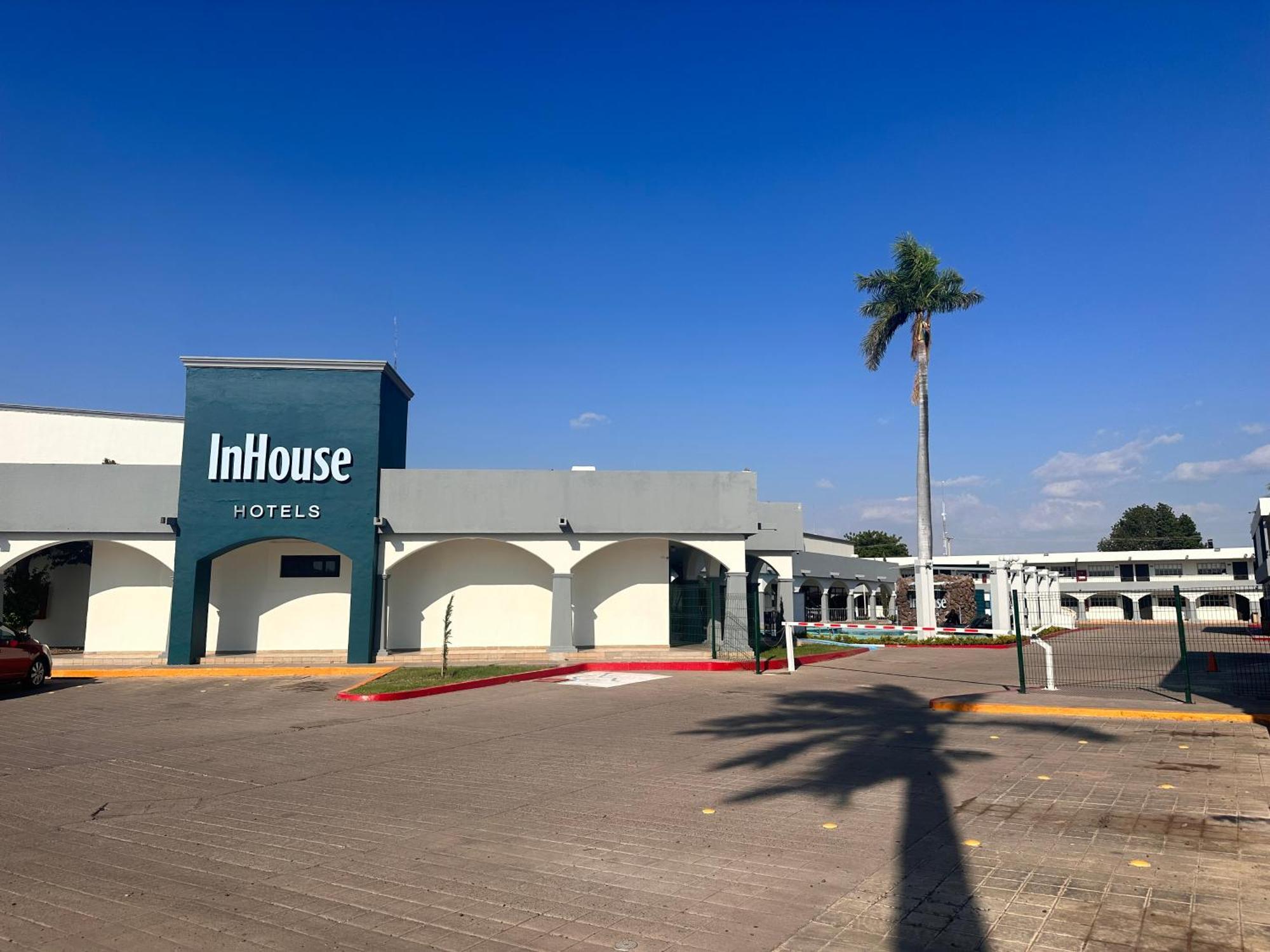 Hotel Inhouse Obregon Ciudad Obregón Exterior foto